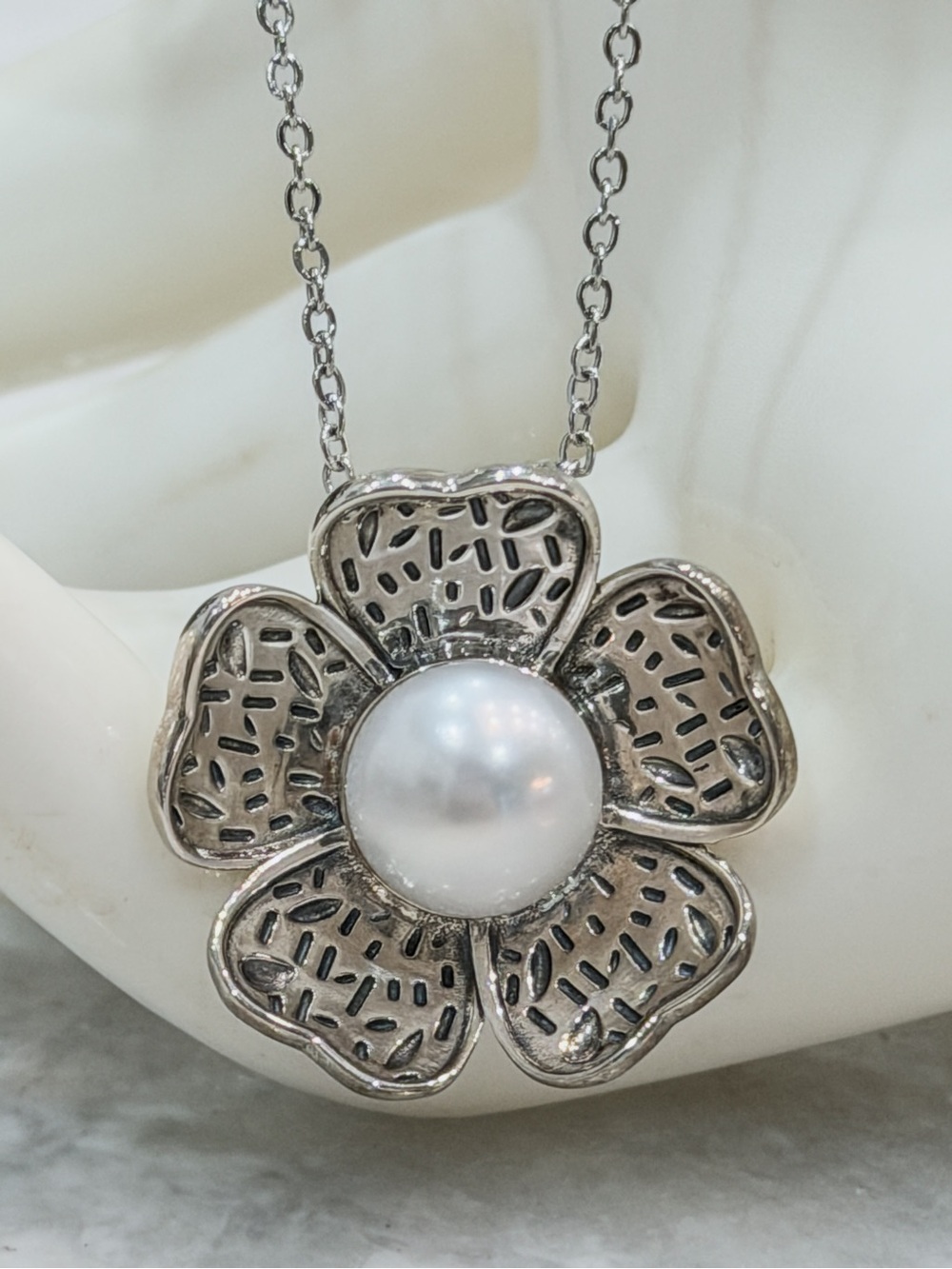 Freshwater Pearl Sterling Silver Pendant 18” Necklace